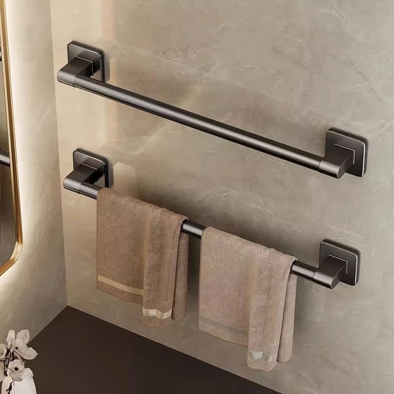 Wall-mounted towel rack