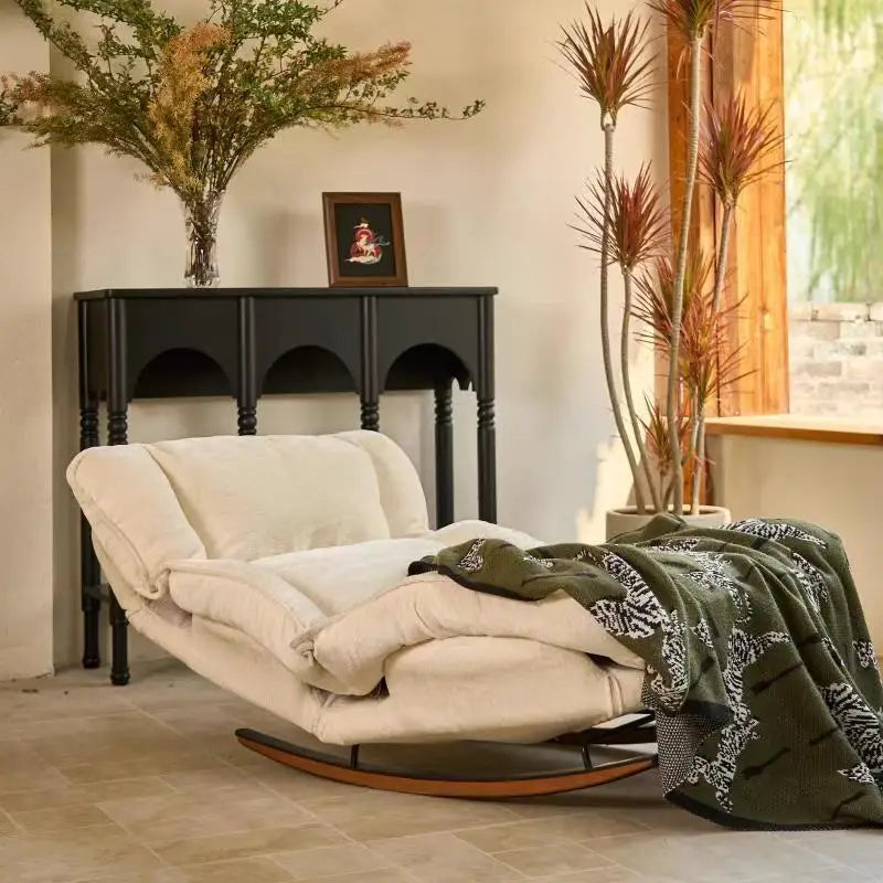 Lull Chair